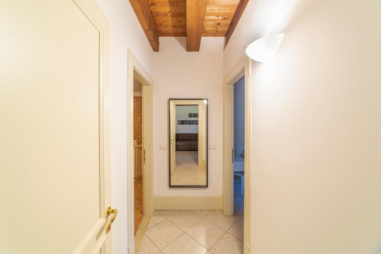 Youatmolino Canal View Apartment Veneţia Exterior foto